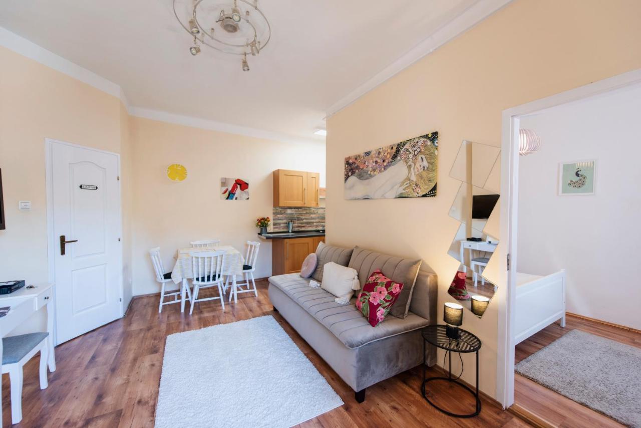 Heart Of Pecs Apartman Free Parking Экстерьер фото